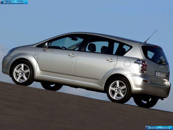 2004 Toyota Corolla Verso Vvti - фотография 63 из 110