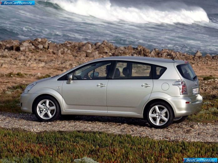 2004 Toyota Corolla Verso Vvti - фотография 65 из 110