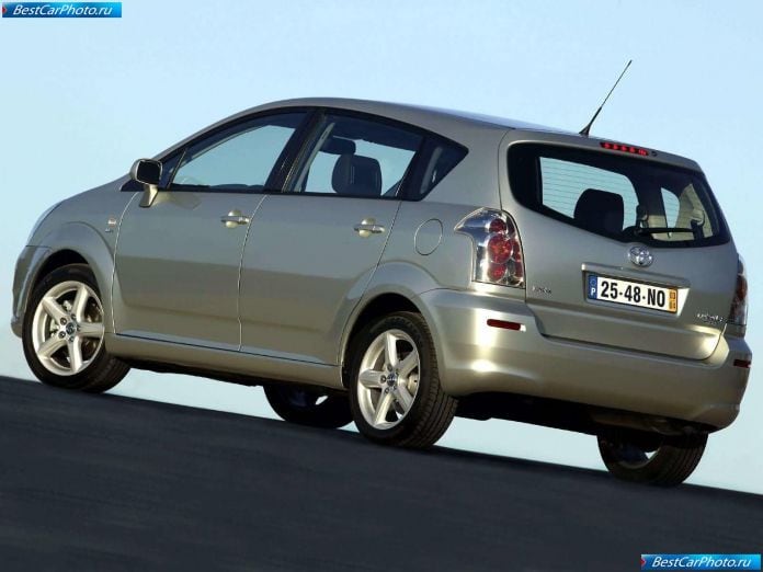 2004 Toyota Corolla Verso Vvti - фотография 88 из 110
