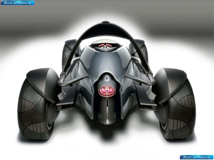 2004 Toyota Motor Triathlon Race Car Concept - фотография 16 из 57