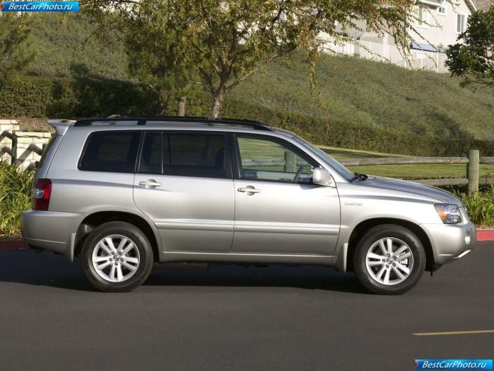 2005 Toyota Highlander Hybrid - фотография 10 из 21