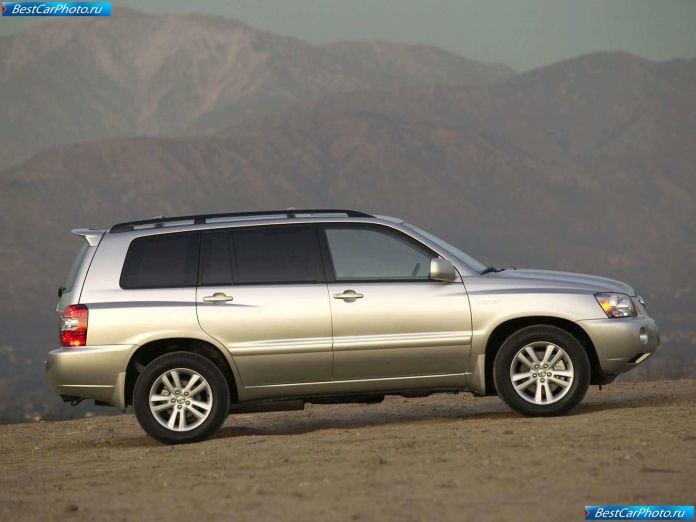 2005 Toyota Highlander Hybrid - фотография 11 из 21