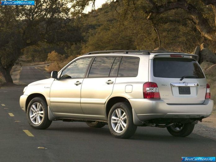 2005 Toyota Highlander Hybrid - фотография 13 из 21