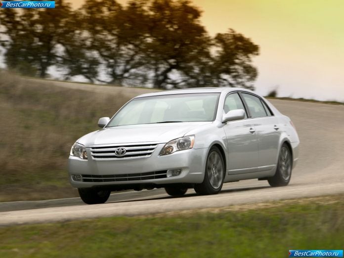 2006 Toyota Avalon Touring - фотография 2 из 14