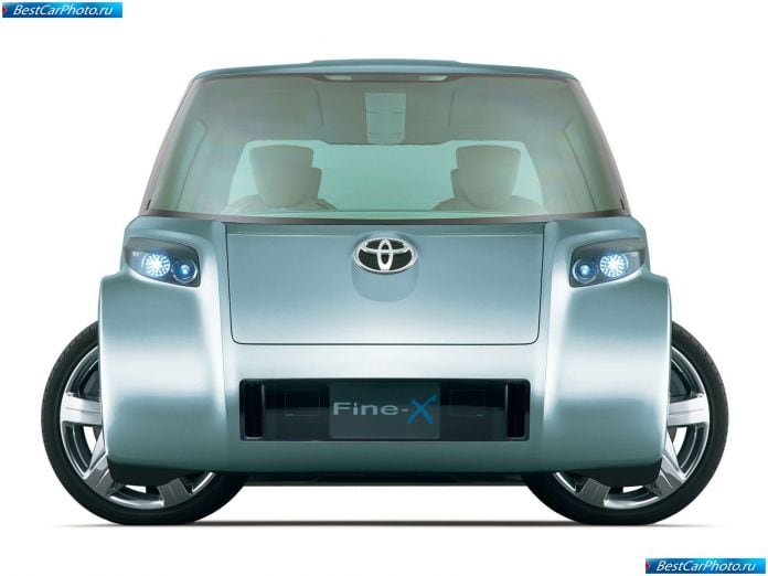 2006 Toyota Fine-t Fuel Cell Hybrid Concept - фотография 1 из 5