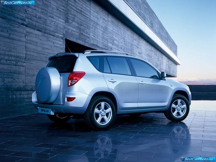2006 Toyota Rav4 - фотография 8 из 77