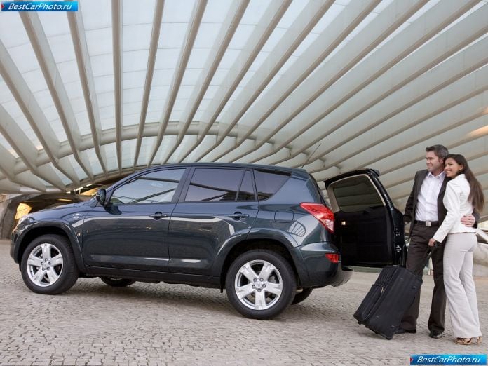 2006 Toyota Rav4 - фотография 38 из 77