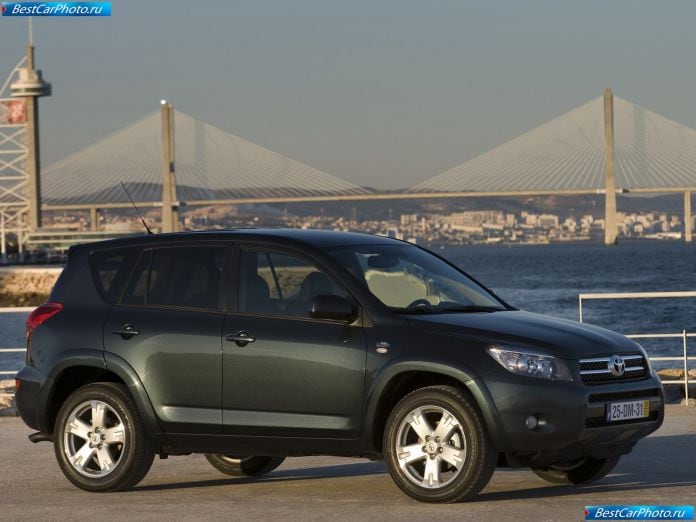 2006 Toyota Rav4 - фотография 46 из 77