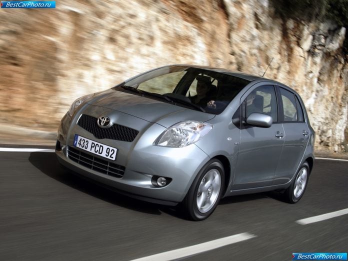 2006 Toyota Yaris - фотография 16 из 120