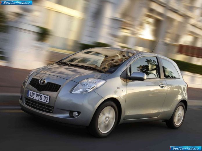 2006 Toyota Yaris - фотография 18 из 120