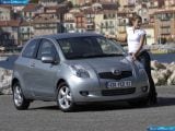 toyota_2006-yaris_1600x1200_034.jpg