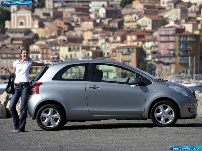 2006 Toyota Yaris - фотография 47 из 120