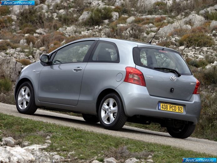 2006 Toyota Yaris - фотография 48 из 120