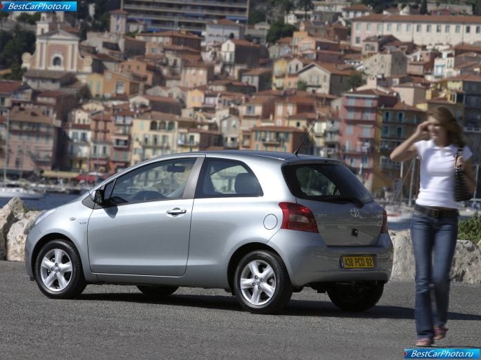 2006 Toyota Yaris - фотография 67 из 120