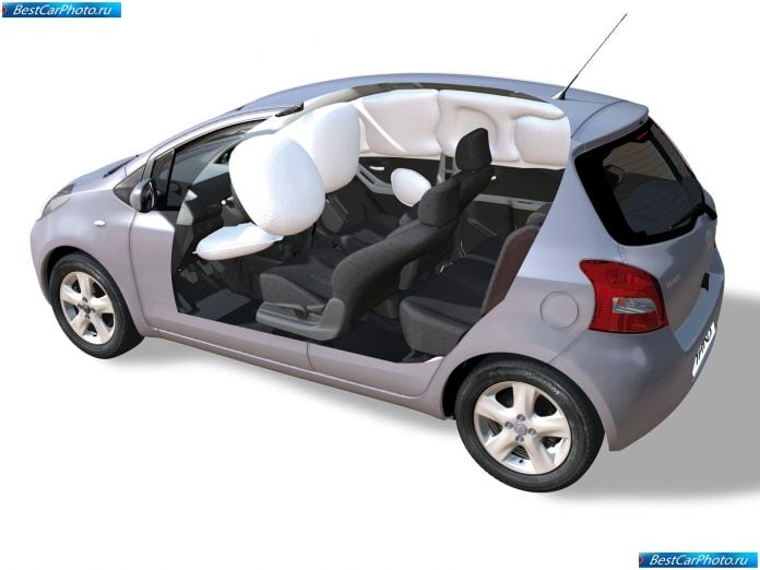 2006 Toyota Yaris - фотография 115 из 120