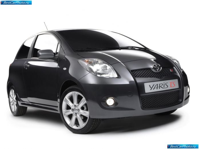 2006 Toyota Yaris Ts Concept - фотография 1 из 14