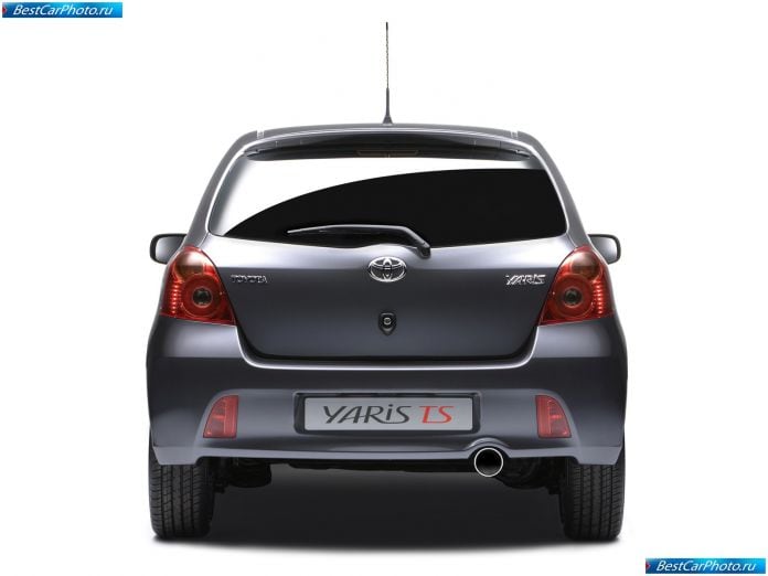 2006 Toyota Yaris Ts Concept - фотография 7 из 14