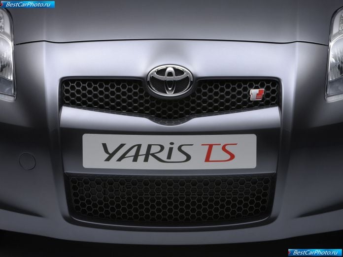 2006 Toyota Yaris Ts Concept - фотография 8 из 14