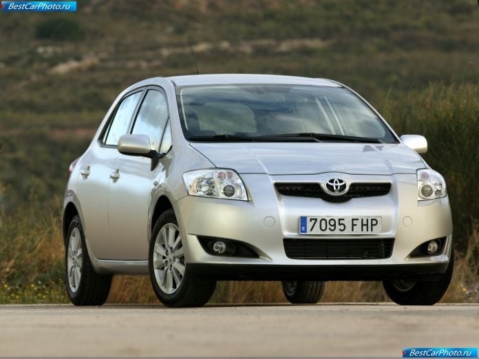 2007 Toyota Auris - фотография 12 из 92