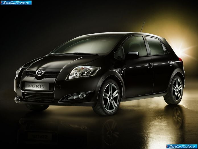 2007 Toyota Auris - фотография 16 из 92