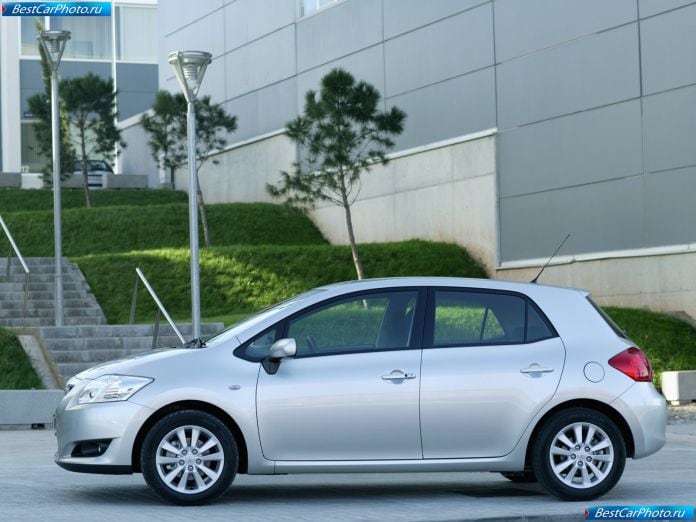 2007 Toyota Auris - фотография 39 из 92