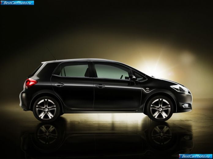 2007 Toyota Auris - фотография 41 из 92