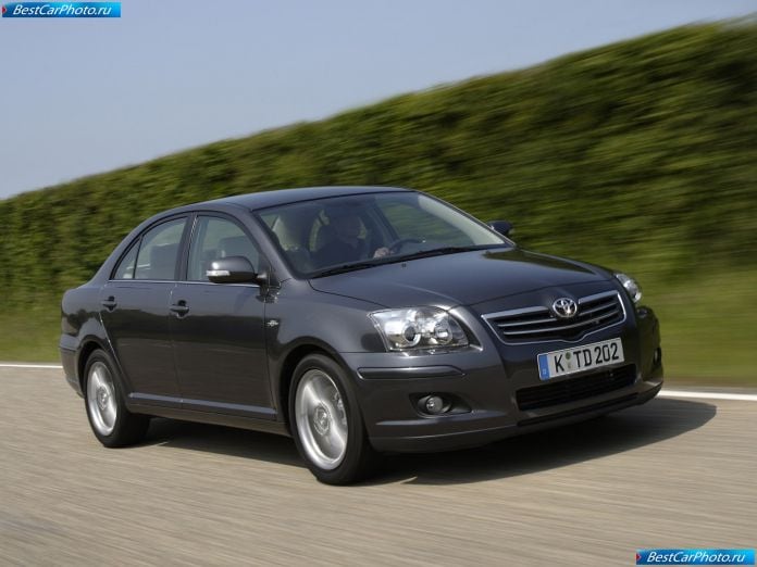 2007 Toyota Avensis - фотография 13 из 67