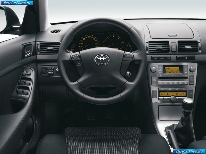 2007 Toyota Avensis - фотография 40 из 67