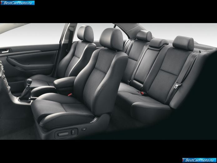 2007 Toyota Avensis - фотография 64 из 67
