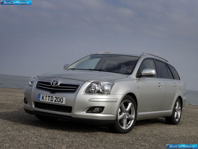 2007 Toyota Avensis Wagon - фотография 1 из 49