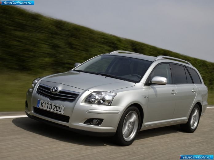 2007 Toyota Avensis Wagon - фотография 9 из 49