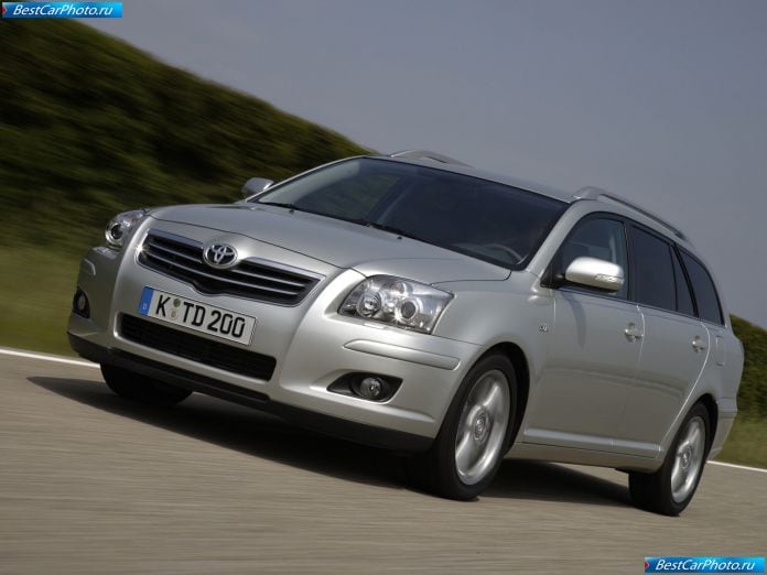 2007 Toyota Avensis Wagon - фотография 10 из 49