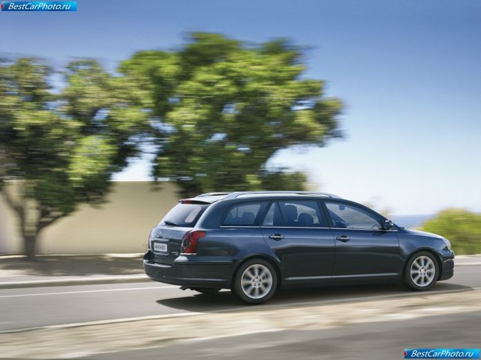 2007 Toyota Avensis Wagon - фотография 23 из 49