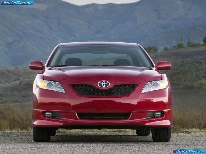 2007 Toyota Camry Se - фотография 13 из 38
