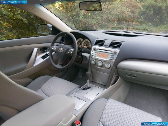 2007 Toyota Camry Se - фотография 24 из 38
