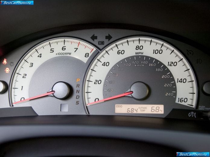 2007 Toyota Camry Se - фотография 29 из 38