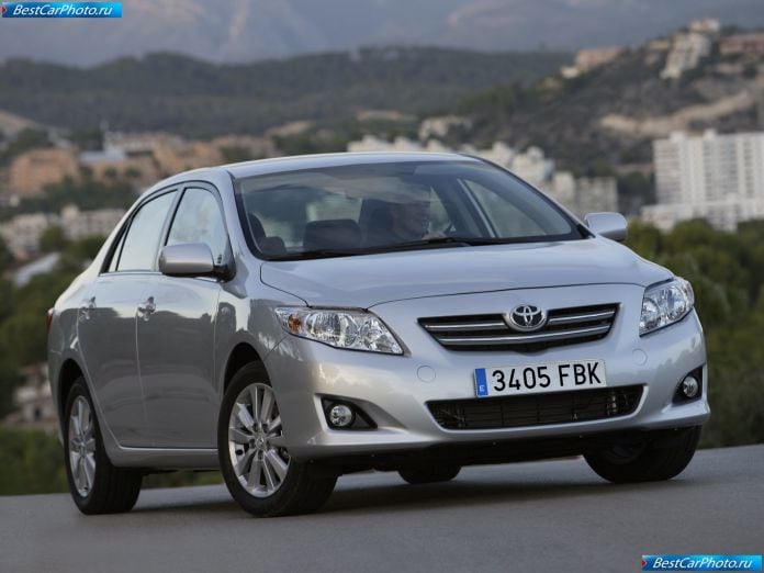 2007 Toyota Corolla - фотография 3 из 29