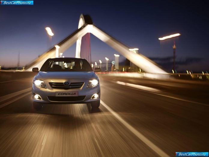 2007 Toyota Corolla - фотография 12 из 29