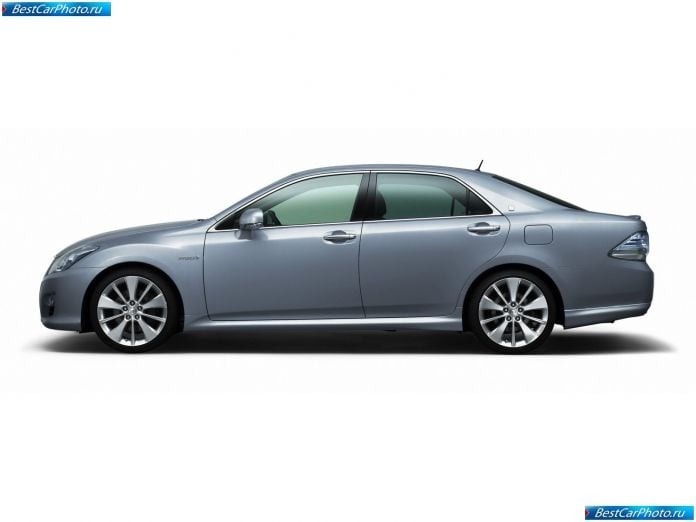 2007 Toyota Crown Hybrid Concept - фотография 2 из 8