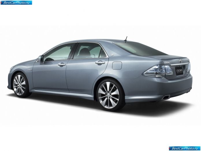 2007 Toyota Crown Hybrid Concept - фотография 3 из 8