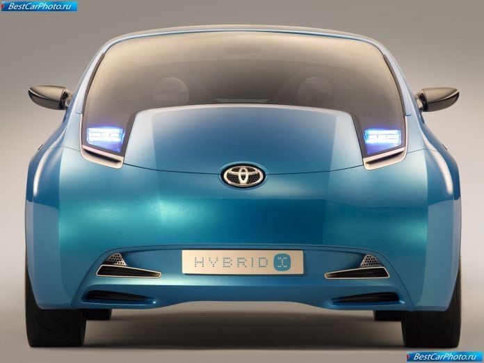 2007 Toyota Hybrid X Concept - фотография 10 из 13