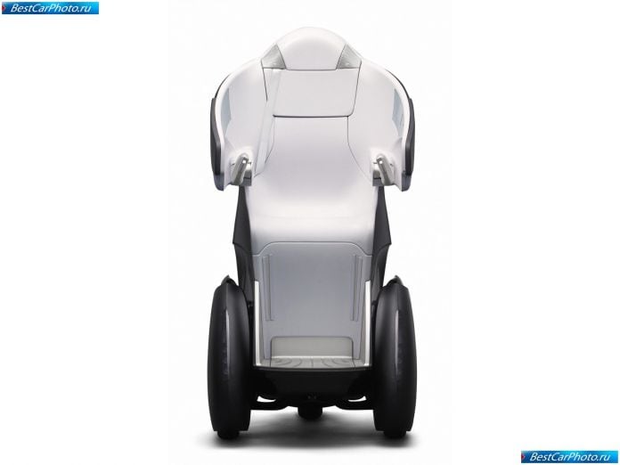 2007 Toyota I-real Concept - фотография 8 из 24