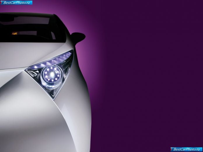 2007 Toyota Iq Concept - фотография 8 из 12