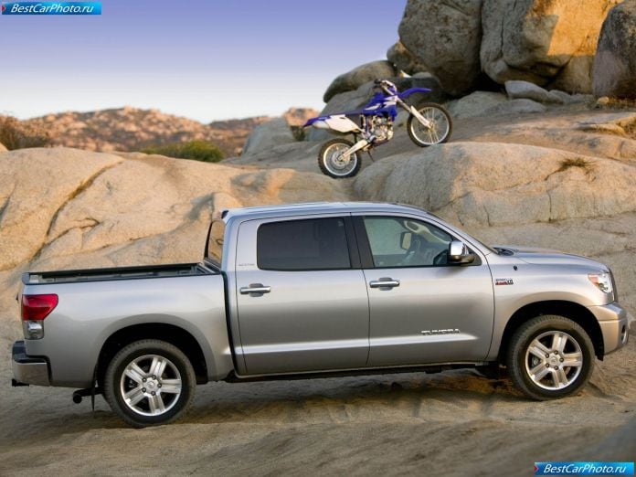 2007 Toyota Tundra Crewmax - фотография 28 из 52