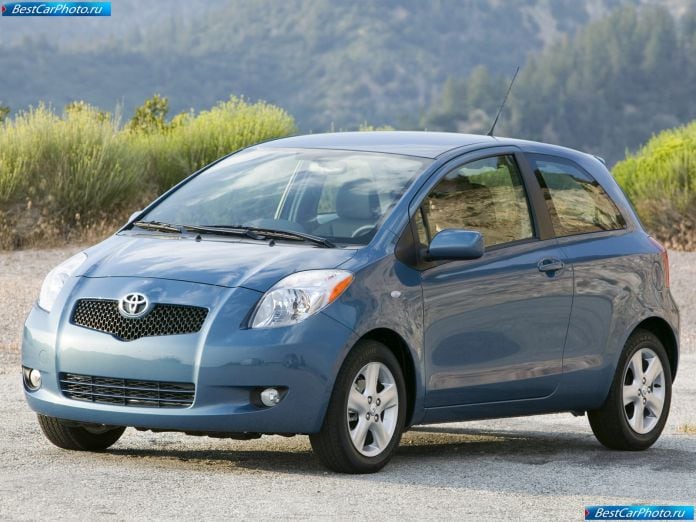 2007 Toyota Yaris - фотография 3 из 30