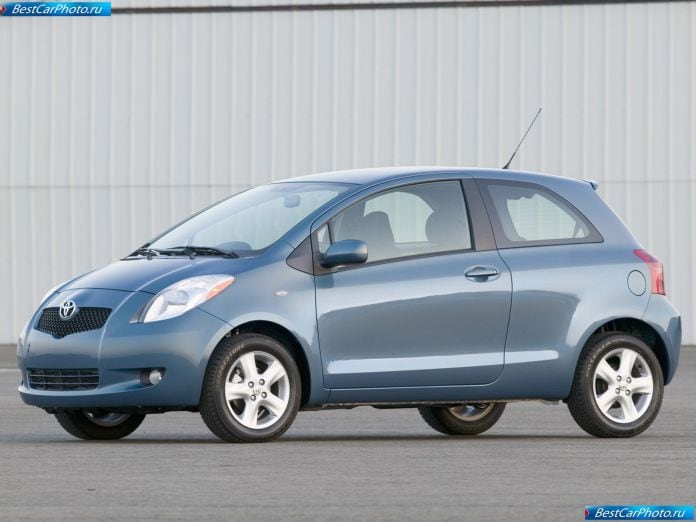 2007 Toyota Yaris - фотография 8 из 30