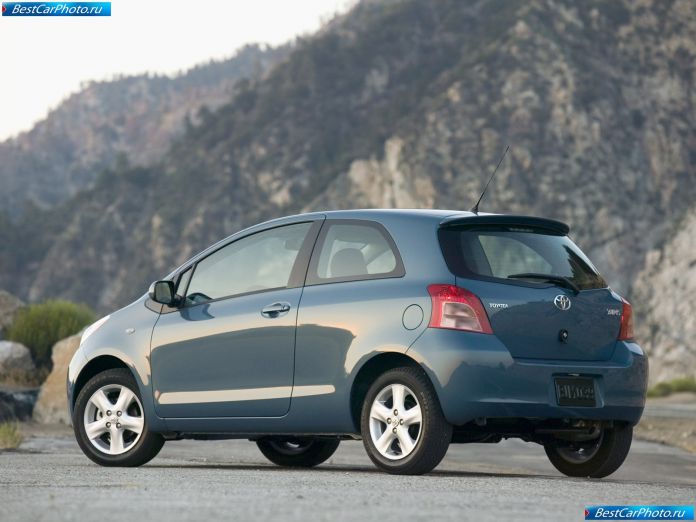 2007 Toyota Yaris - фотография 15 из 30