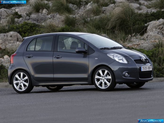 2007 Toyota Yaris Ts - фотография 14 из 90