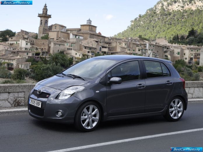 2007 Toyota Yaris Ts - фотография 15 из 90