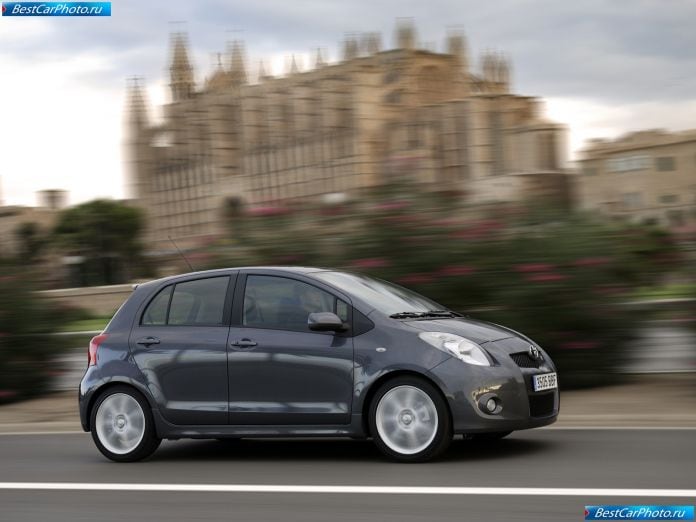 2007 Toyota Yaris Ts - фотография 17 из 90